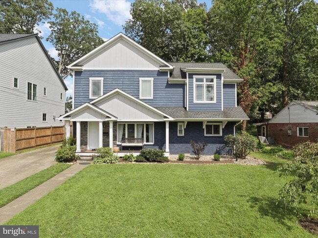 property at 3005 Rogers Dr