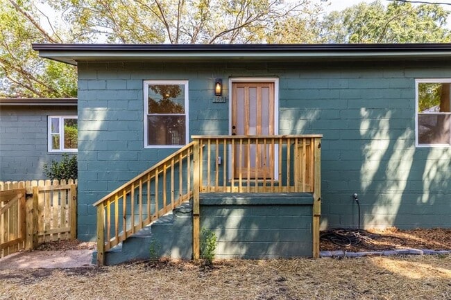 property at 150 Bixby Terrace SE