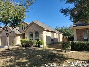 24126 Briarbrook Way in San Antonio, TX - Building Photo - Building Photo