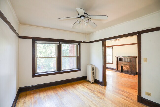 3456 N Bosworth Ave in Chicago, IL - Foto de edificio - Building Photo