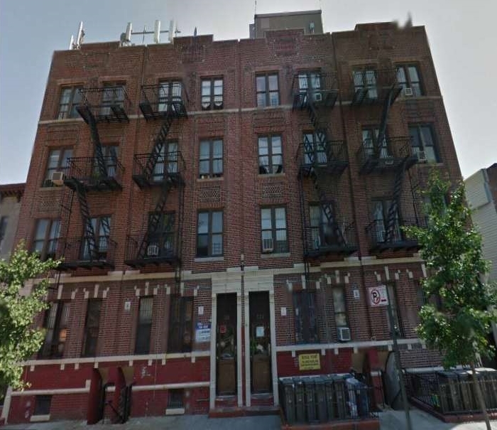 242-248 Bainbridge St in Brooklyn, NY - Building Photo