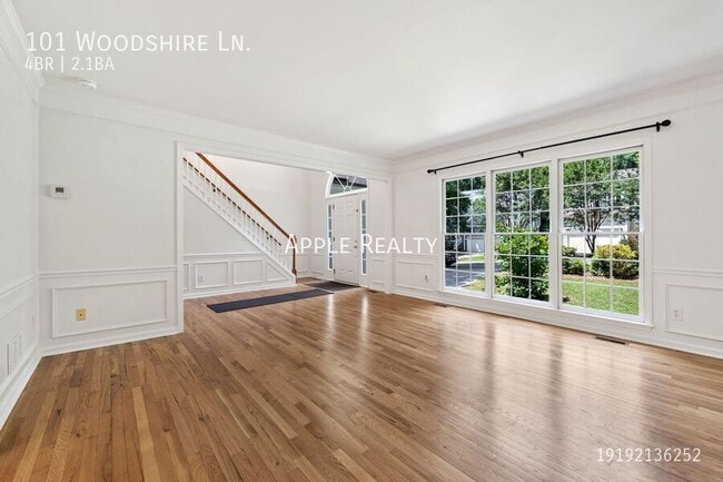 101 Woodshire Ln in Chapel Hill, NC - Building Photo - Building Photo