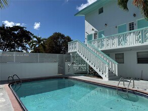 421 NE 68th St in Miami, FL - Building Photo - Building Photo