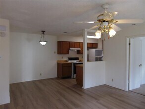 903 Chisholm Cove in Round Rock, TX - Building Photo - Building Photo