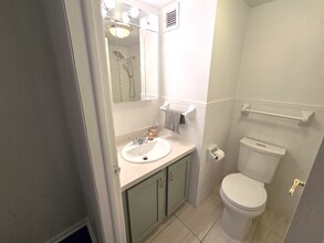 1020 15th St, Unit 21M in Denver, CO - Foto de edificio - Building Photo