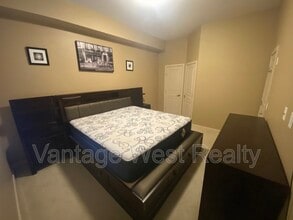 1331 Ellis St in Kelowna, BC - Building Photo - Building Photo