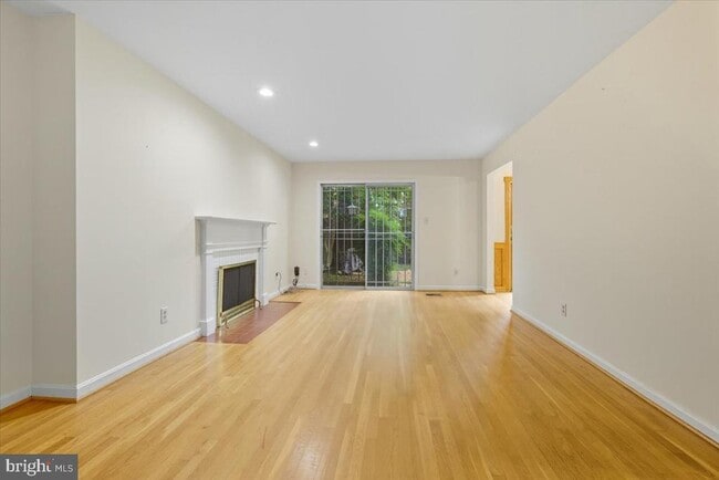 3742 12th St S in Arlington, VA - Building Photo - Building Photo