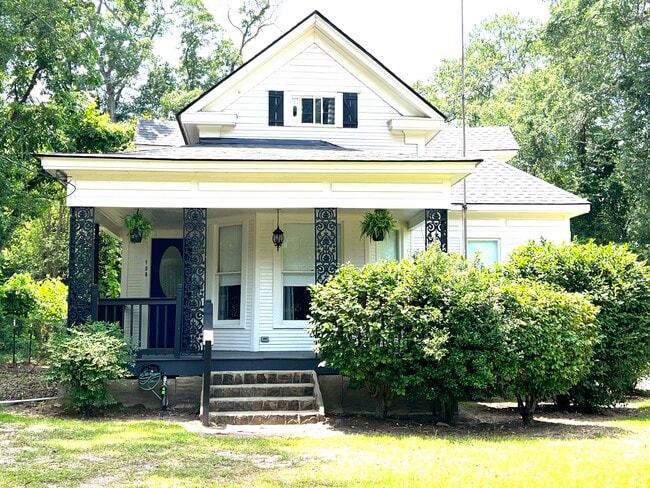 108 S Farmerville St, Unit Whole house rental