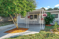 667 Barbuda Way in Altamonte Springs, FL - Building Photo - Building Photo