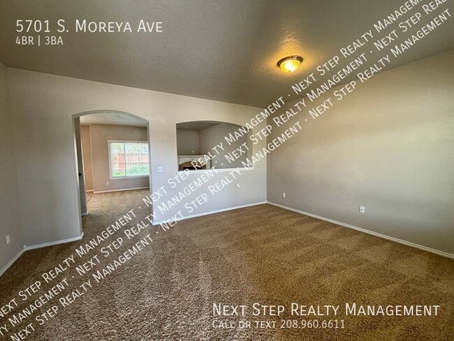 5701 S Moreya Ave in Boise, ID - Building Photo - Building Photo