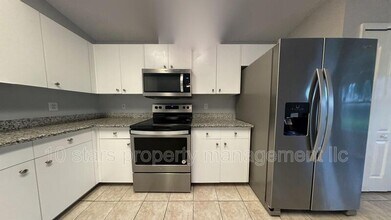 4768 Ridgemoor Cir in Palm Harbor, FL - Building Photo - Building Photo