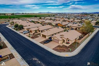 6580 E 33rd Ln in Yuma, AZ - Building Photo - Building Photo