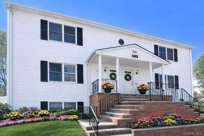 property at 82A 5th Ave