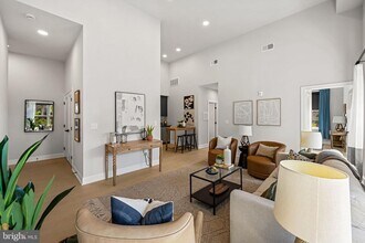 600 N Howard St in Baltimore, MD - Building Photo - Building Photo