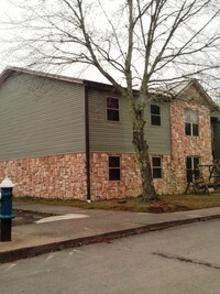 Building Photo - The Summit On Midland Trail Apartments in Ansted, West Virginia