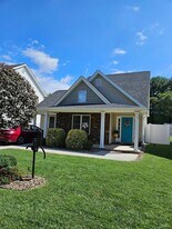 509 Capstone Dr in Lynchburg, VA - Building Photo