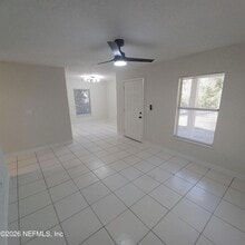 253 Stillwell Ave, Unit ET-502-A in Palatka, FL - Building Photo - Building Photo