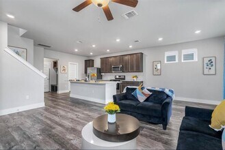 7604 Grand Linden Wy in Austin, TX - Building Photo - Building Photo