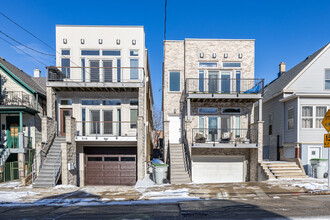 Cambridge Crossing Townhomes in Milwaukee, WI - Building Photo - Building Photo