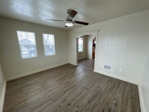 721 5th Ave in Culver, OR - Building Photo - Building Photo