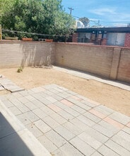 Sahuara Apartments in Tucson, AZ - Building Photo - Building Photo
