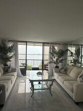 5200 N Flagler Dr in West Palm Beach, FL - Building Photo - Building Photo