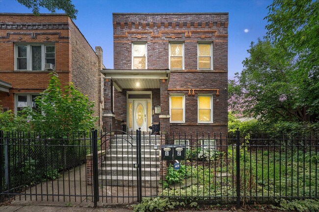 1756 N Karlov Ave in Chicago, IL - Building Photo - Building Photo