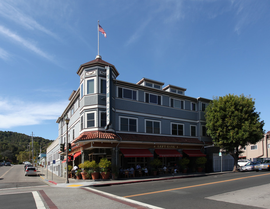 Blue Rock & Larkwood Apartments in Larkspur, CA - Building Photo