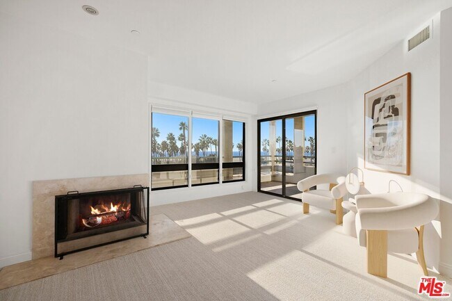 130 Ocean Park Blvd in Santa Monica, CA - Building Photo - Building Photo