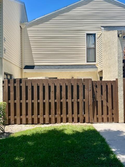 property at 639 Executive Center Dr