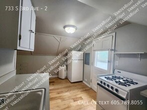 733 S 3rd Ave in Sioux Falls, SD - Building Photo - Building Photo