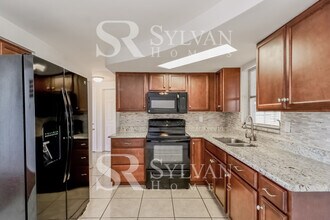 3246 Clydesdale Dr in Holiday, FL - Building Photo - Building Photo