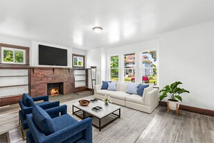 330 Westminster St in Detroit, MI - Building Photo