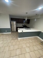 7725 S Kingston Ave in Chicago, IL - Building Photo - Building Photo