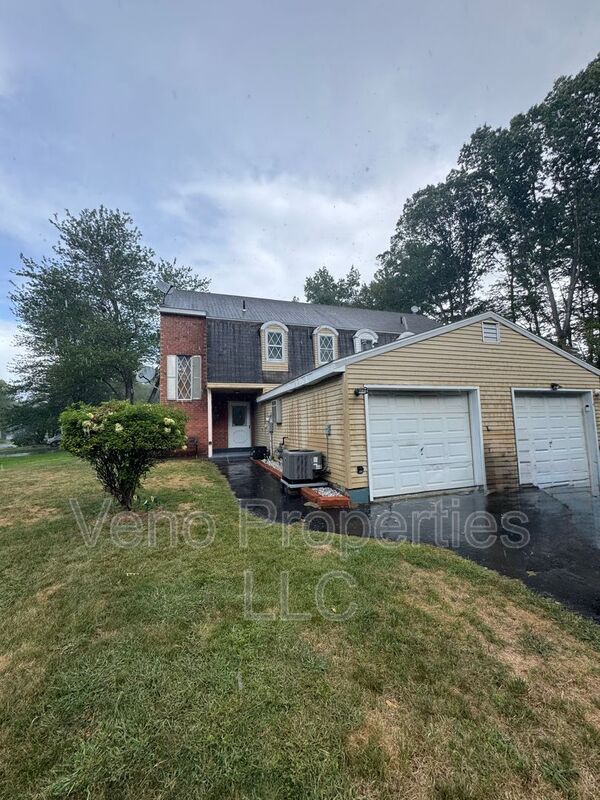 property at 2 Haystack Rd E