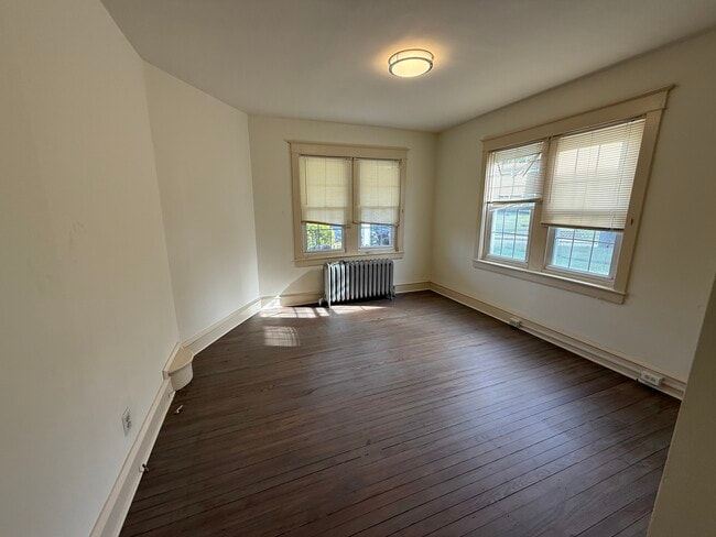 305 W Wayne Ave, Unit 1st Floor