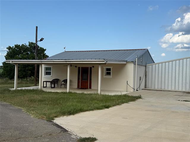 1040 Co Rd 3590 in Winnsboro, TX - Building Photo - Building Photo