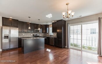 507 Lexington Mews in Swedesboro, NJ - Building Photo - Building Photo