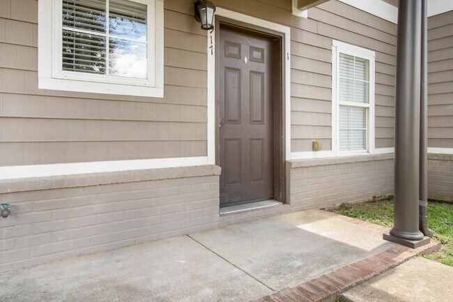 917 Homewood Dr in Tuscaloosa, AL - Building Photo - Building Photo