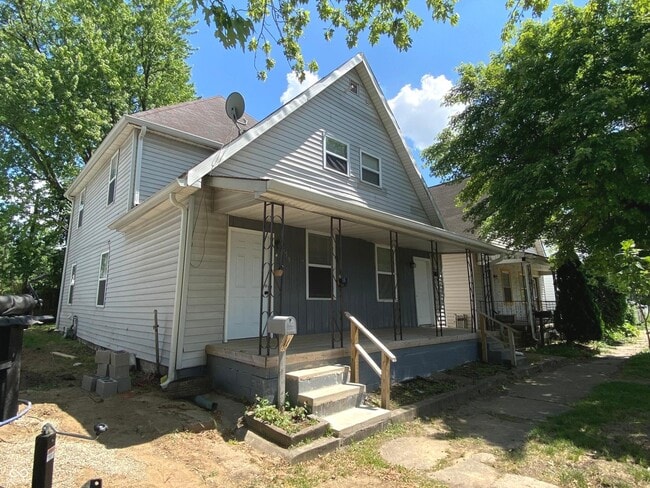 653 Birch Ave in Indianapolis, IN - Building Photo - Building Photo