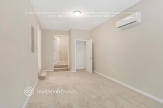 680 Wood Path Ct, Unit 3rd floor unit in Stone Mountain, GA - Building Photo - Building Photo