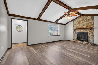 314 Nottingham Way in Hinesville, GA - Building Photo - Building Photo