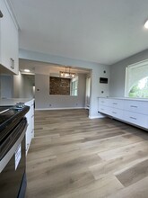 12226-12244 244 St in Maple Ridge, BC - Building Photo - Building Photo