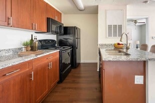 Abbotts Run in Wilmington, NC - Building Photo