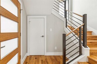 1921 California Dr in Dallas, TX - Building Photo - Building Photo