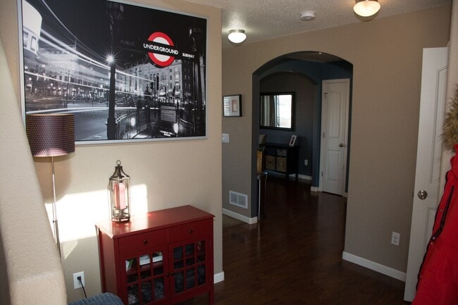 property at 5002 Crews Ct