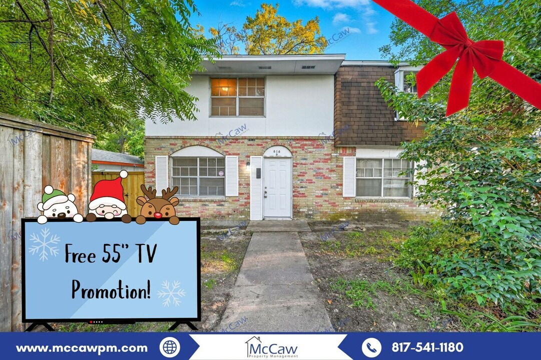 616 Moore St in Garland, TX - Foto de edificio