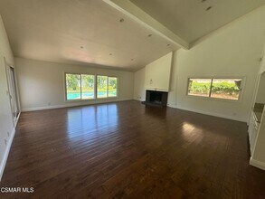 1832 Fallview Rd in Westlake Village, CA - Building Photo - Building Photo