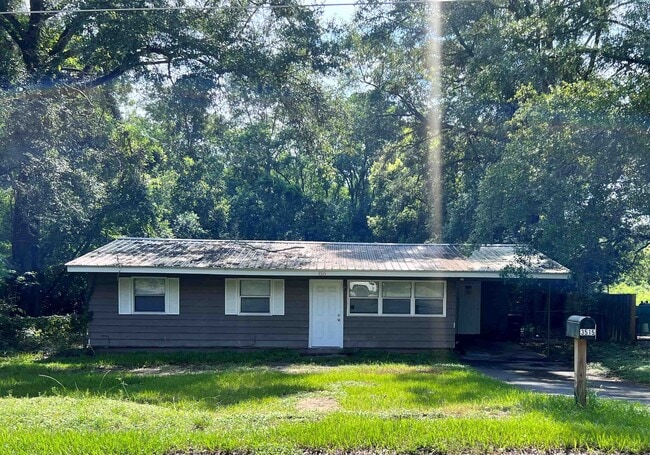property at 3515 Falcon Dr