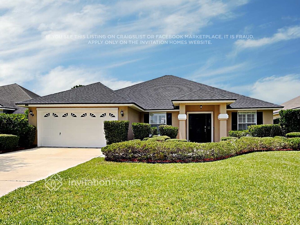 956 Misty Maple Ct in Orange Park, FL - Building Photo